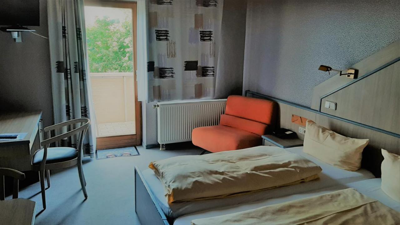 Landgasthof Schwarz Windsbach ภายนอก รูปภาพ