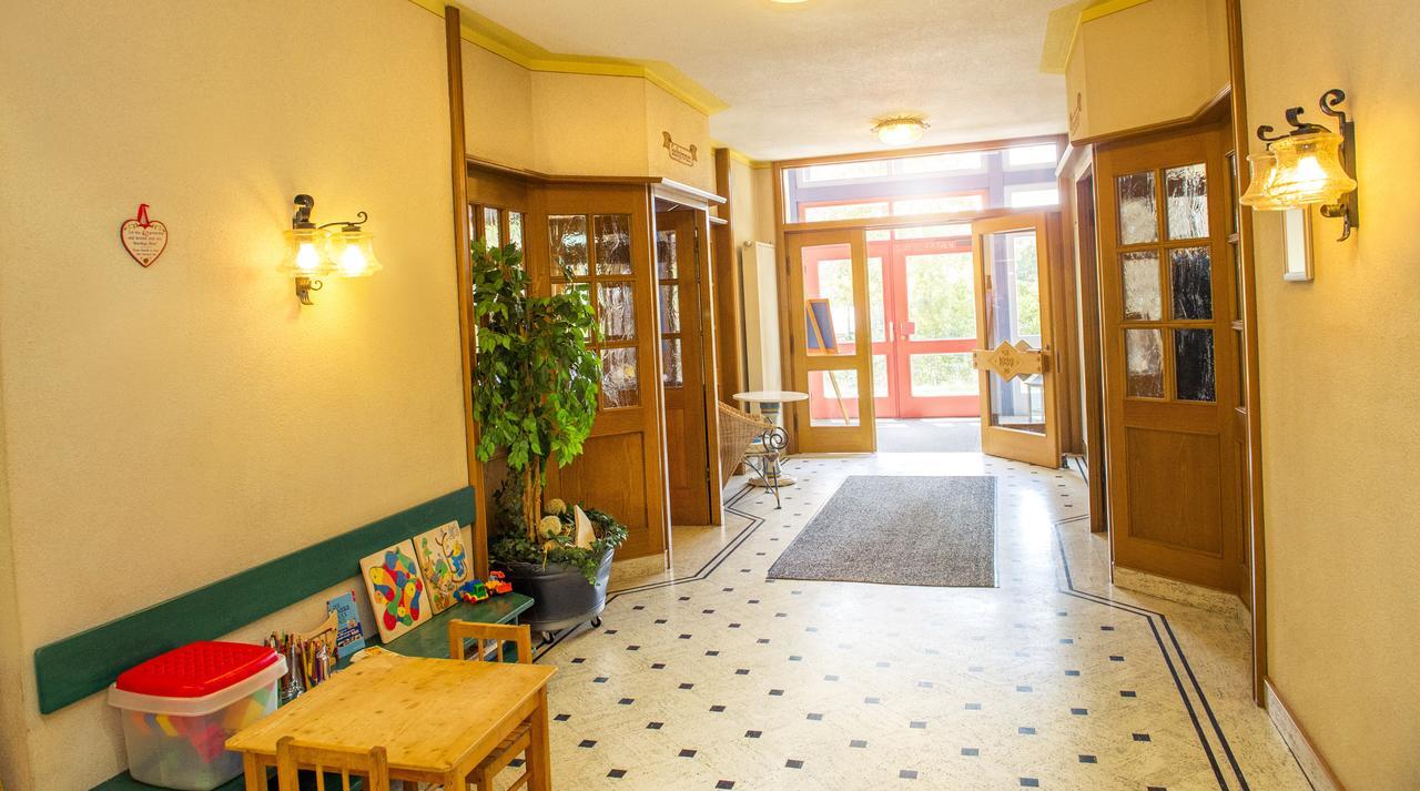 Landgasthof Schwarz Windsbach ภายนอก รูปภาพ